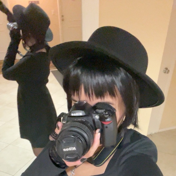 Black Hat - Picture 4 of 4